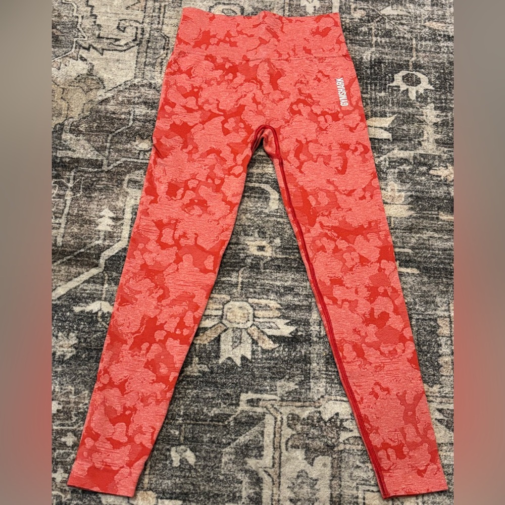 Gymshark Adapt Camo Seamless Women’s Leggings‎ Size XS Radiant Red
